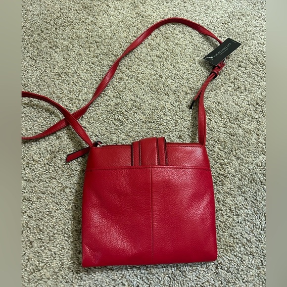 NWT Tignanello Genuine Leather Organizer Red Crossbody Bag Women’s Lined Pocket - Picture 2 of 14